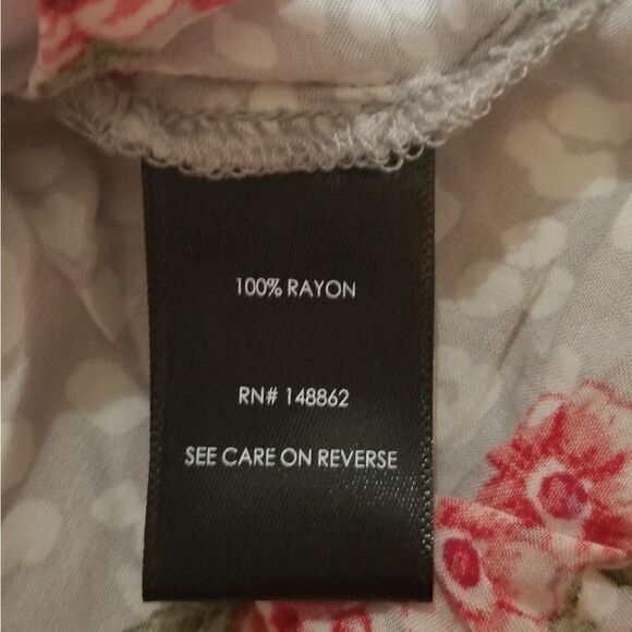 Torrid purple floral design button down blouse - Picture 5 of 5